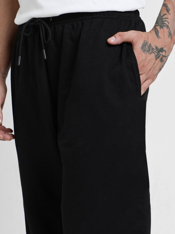 Black Solid Baggy Fit Joggers - Image 4