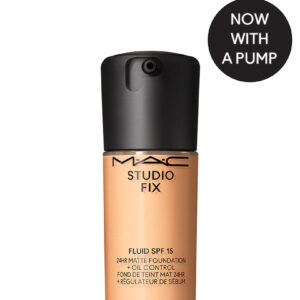 M.A.C Studio Fix Fluid SPF 15 Soft Matte Foundation With Hyaluronic Acid - NC20(30ml)