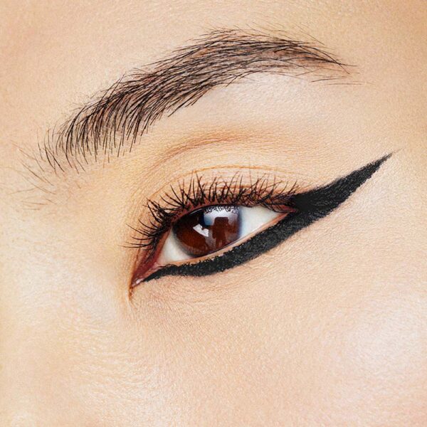 MAKE UP FOR EVER Aqua Resist Color Pencil - 01 Graphite Black(0.5gm) - Image 4